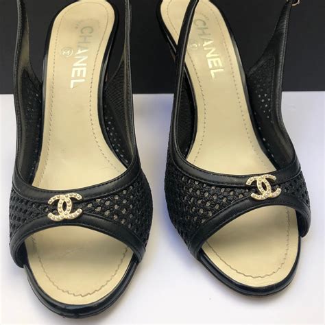 Amazon.com: Women's CHANEL Shoes.